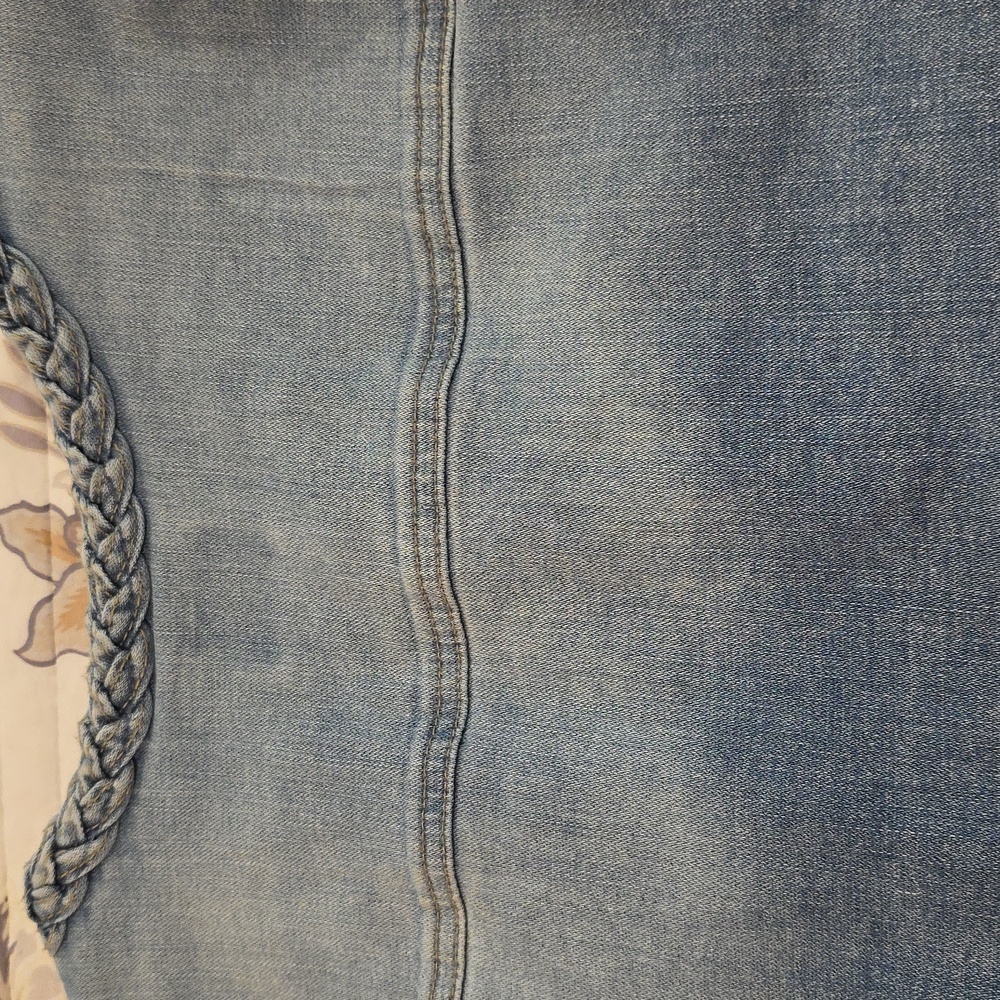Curve Appeal Braided Denim Jacket, Light Wash - Picture 6 of 7